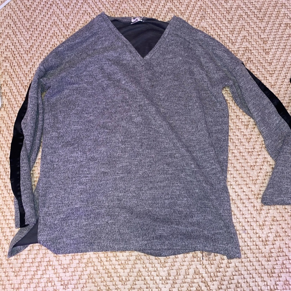 grey sweater